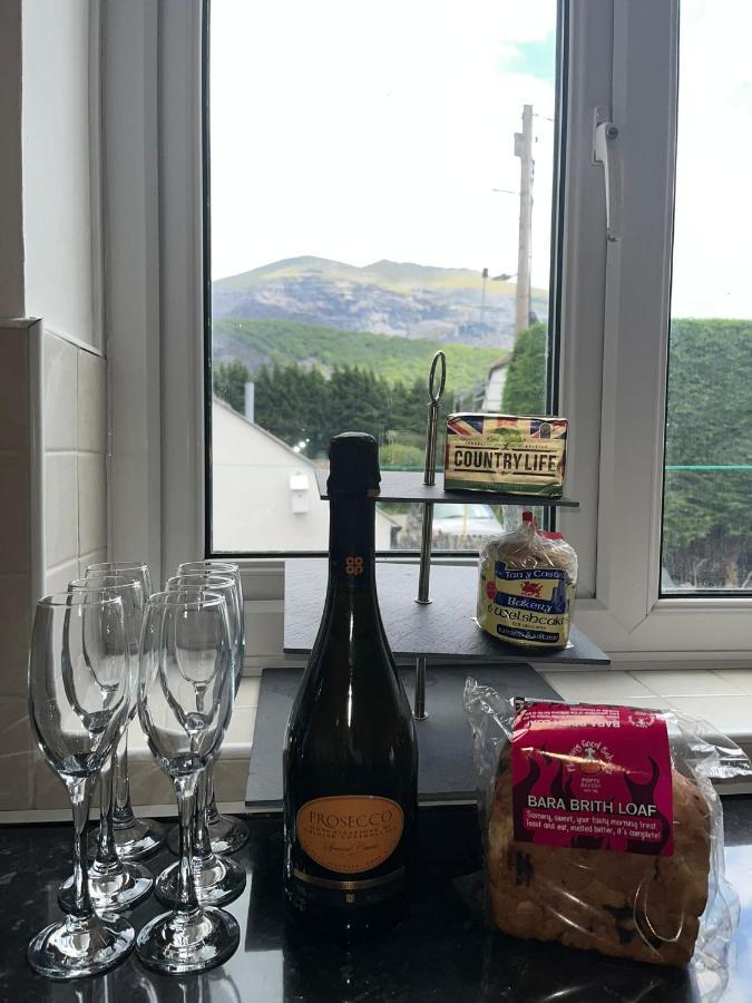 Villa 4-6 Guests In Centre Location With Stunning Views à Llanberis Extérieur photo
